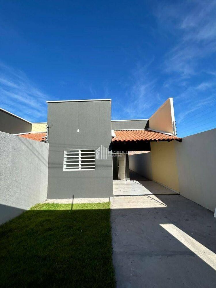 Casa à venda com 3 quartos, 76m² - Foto 2