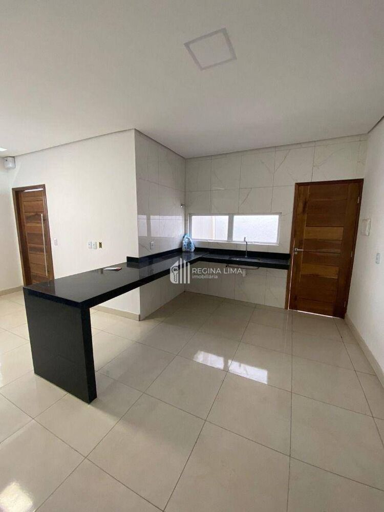 Casa à venda com 3 quartos, 110m² - Foto 3