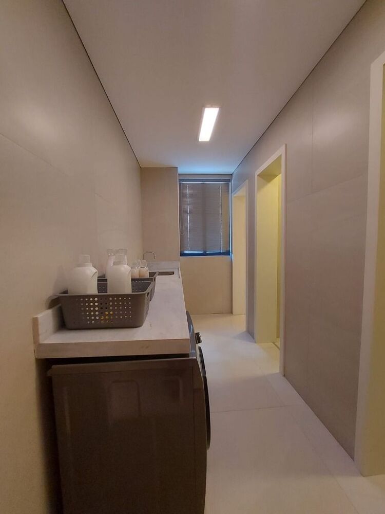 Apartamento à venda com 4 quartos, 279m² - Foto 3