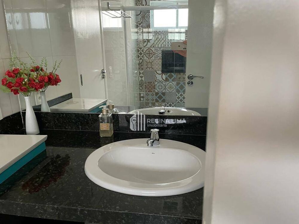 Casa à venda com 5 quartos, 289m² - Foto 8