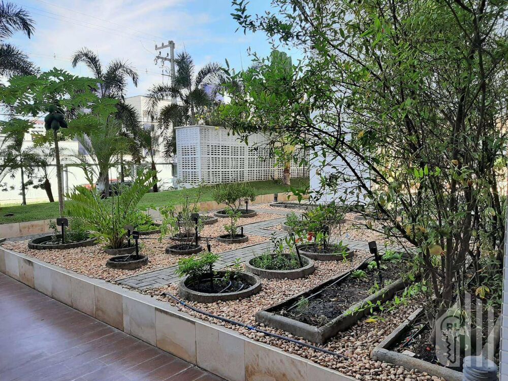 Apartamento à venda com 3 quartos, 136m² - Foto 6