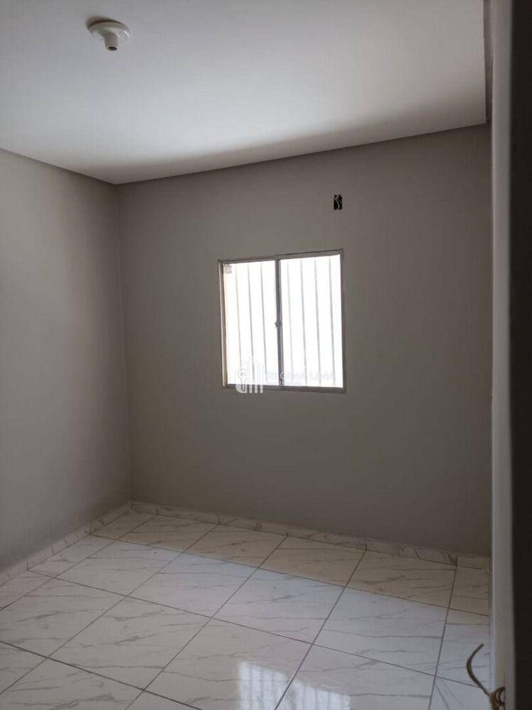 Casa à venda com 2 quartos, 84m² - Foto 7