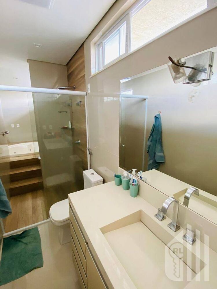 Casa de Condomínio à venda com 5 quartos, 375m² - Foto 10
