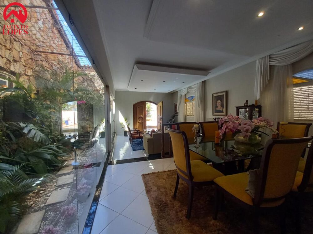 Casa à venda com 4 quartos, 220m² - Foto 6