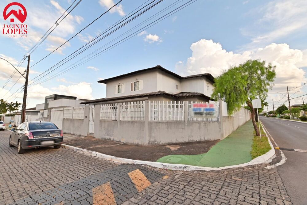 Casa de Condomínio à venda com 5 quartos, 423m² - Foto 2
