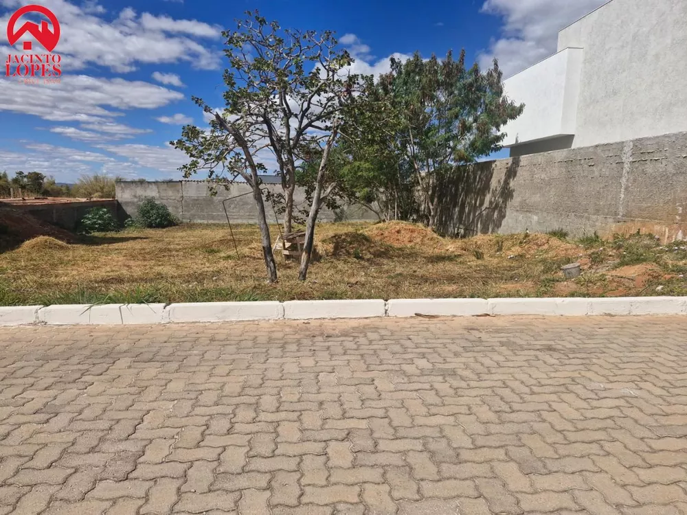 Terreno à venda, 700m² - Foto 2