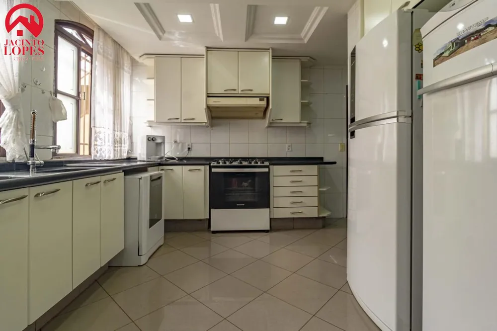 Casa, 6 quartos, 450 m² - Foto 3