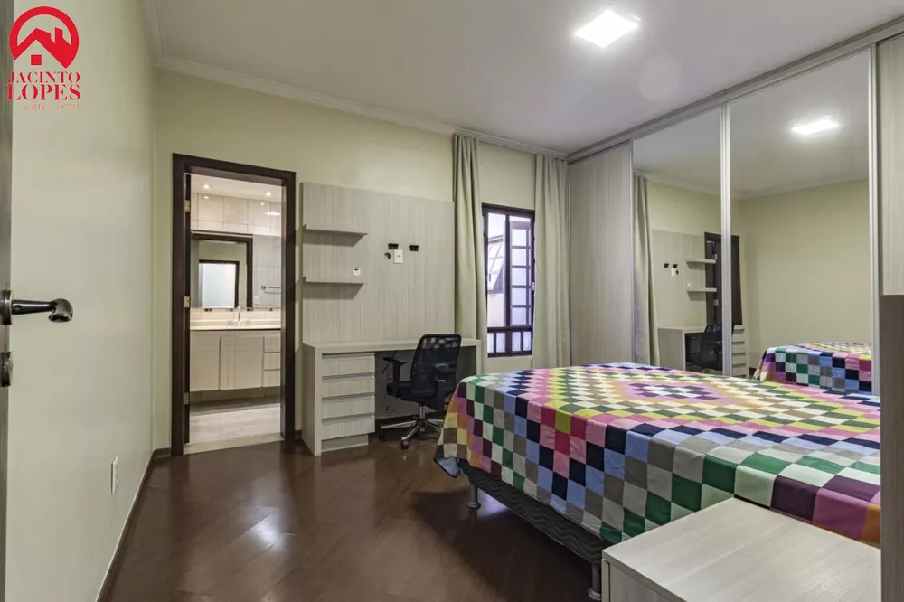Casa, 6 quartos, 450 m² - Foto 2