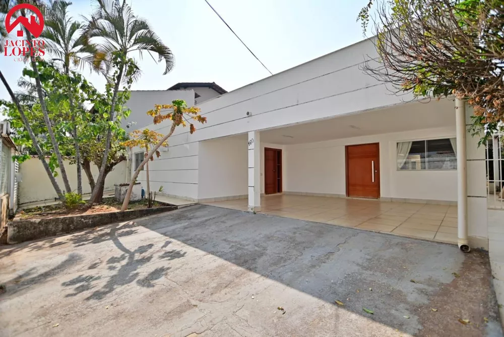 Casa de Condomínio à venda com 6 quartos, 600m² - Foto 1