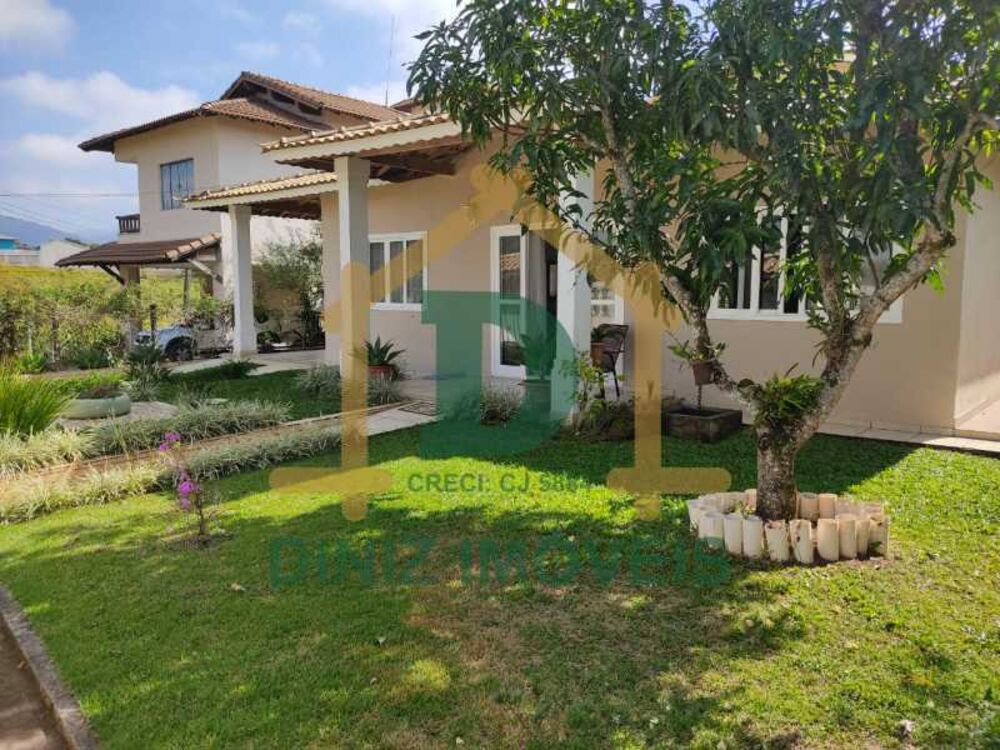 Casa à venda com 4 quartos, 247 - Foto 3