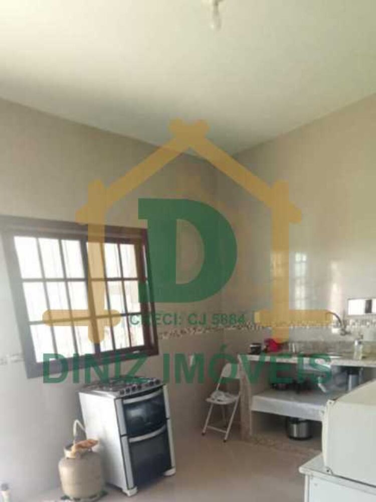 Casa à venda com 3 quartos, 500m² - Foto 4