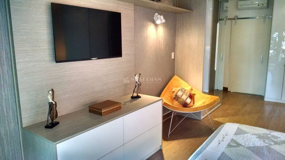 Casa, 6 quartos, 939 m² - Foto 1