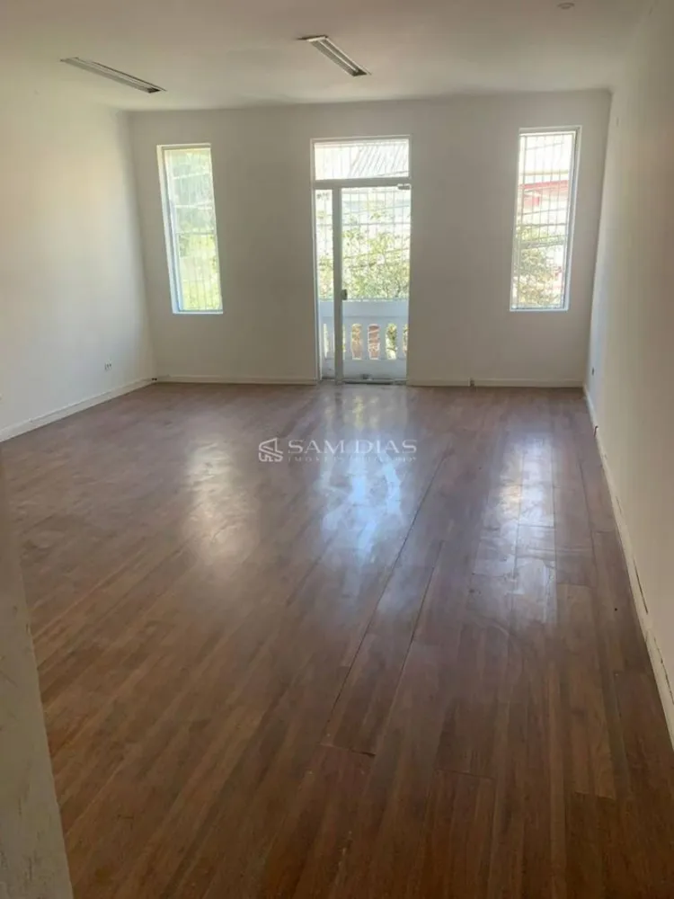 Casa, 3 quartos, 200 m² - Foto 2