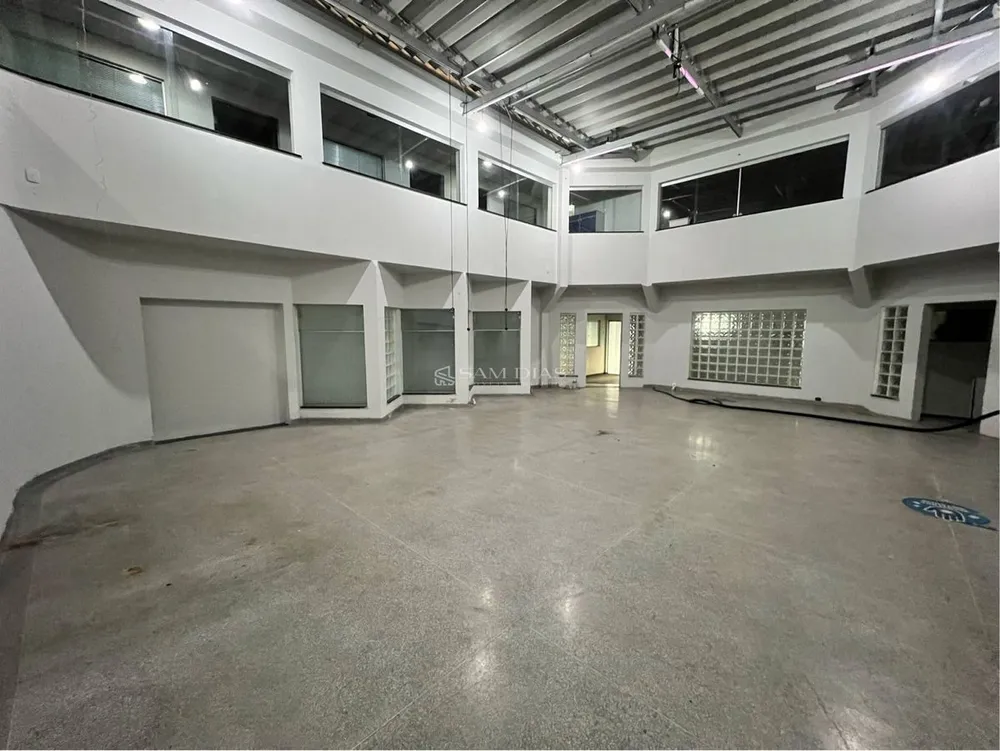Loja-Salão, 850 m² - Foto 1