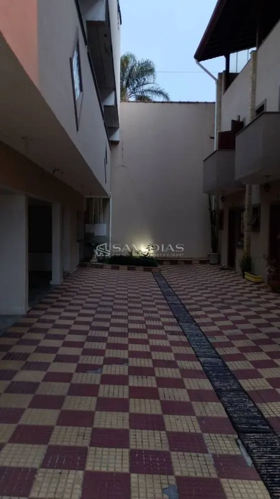 Sobrado, 3 quartos, 204 m² - Foto 1