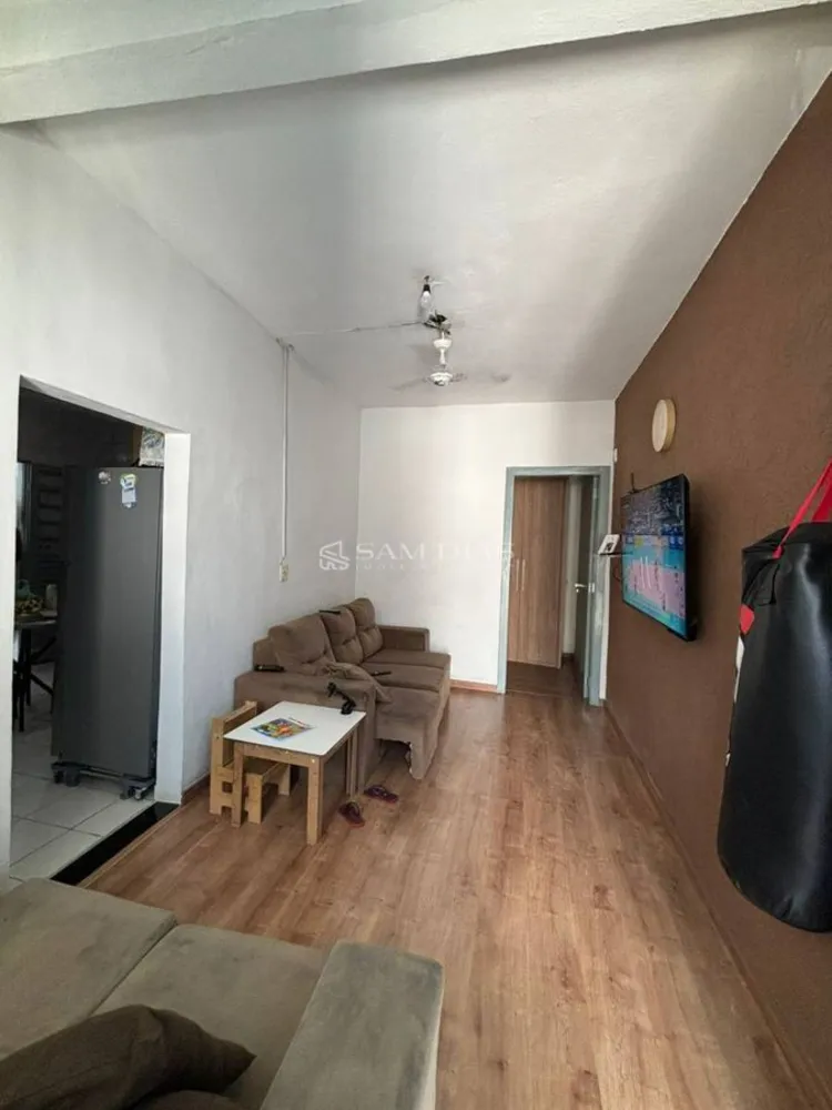 Casa, 4 quartos, 130 m² - Foto 1