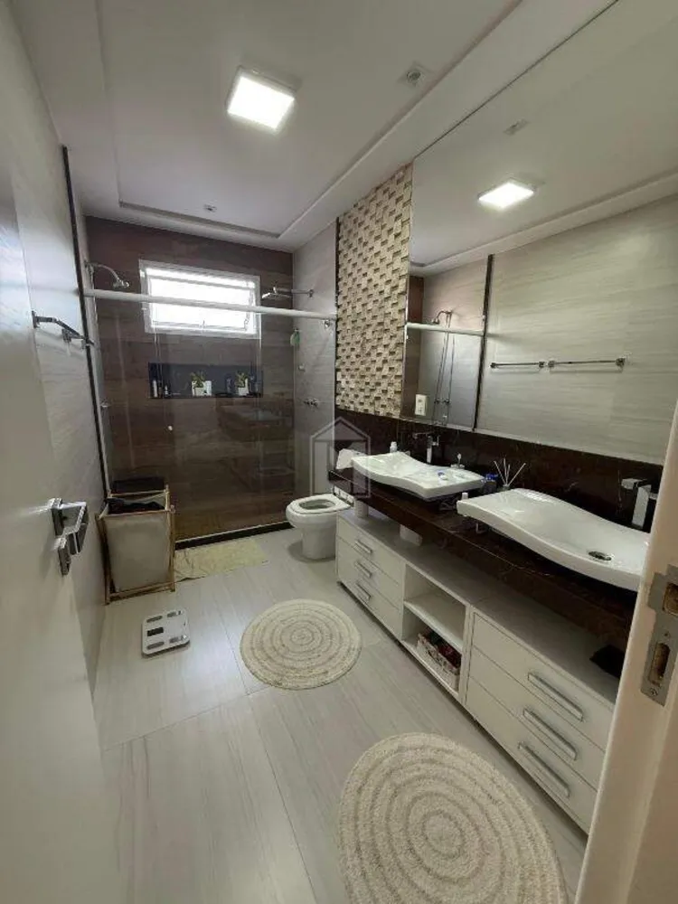 Casa, 4 quartos, 295 m² - Foto 9