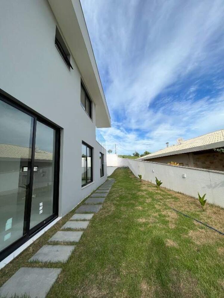 Casa de Condomínio à venda com 4 quartos, 390m² - Foto 3