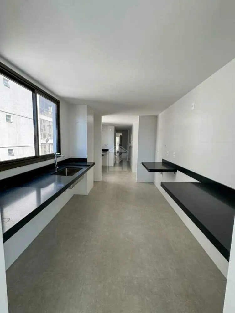 Apartamento, 4 quartos, 217 m² - Foto 12