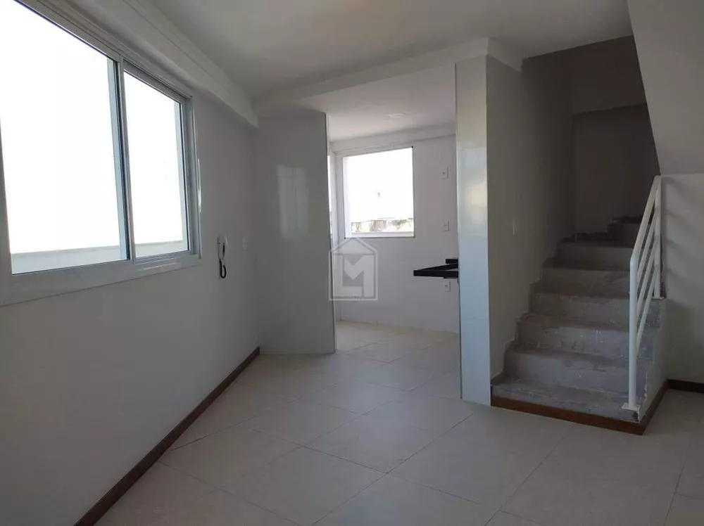 Apartamento à venda com 1 quarto, 61m² - Foto 1