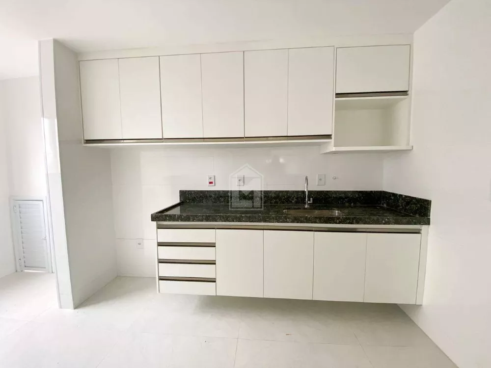 Apartamento à venda com 3 quartos, 118m² - Foto 12