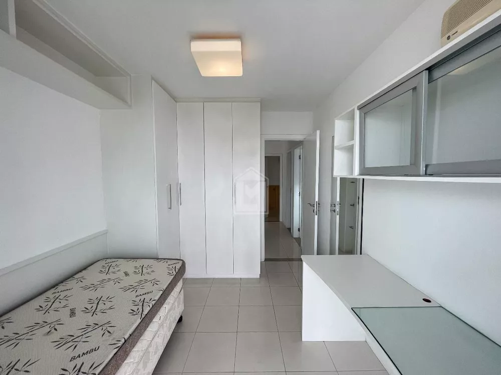 Apartamento à venda com 3 quartos, 120m² - Foto 11