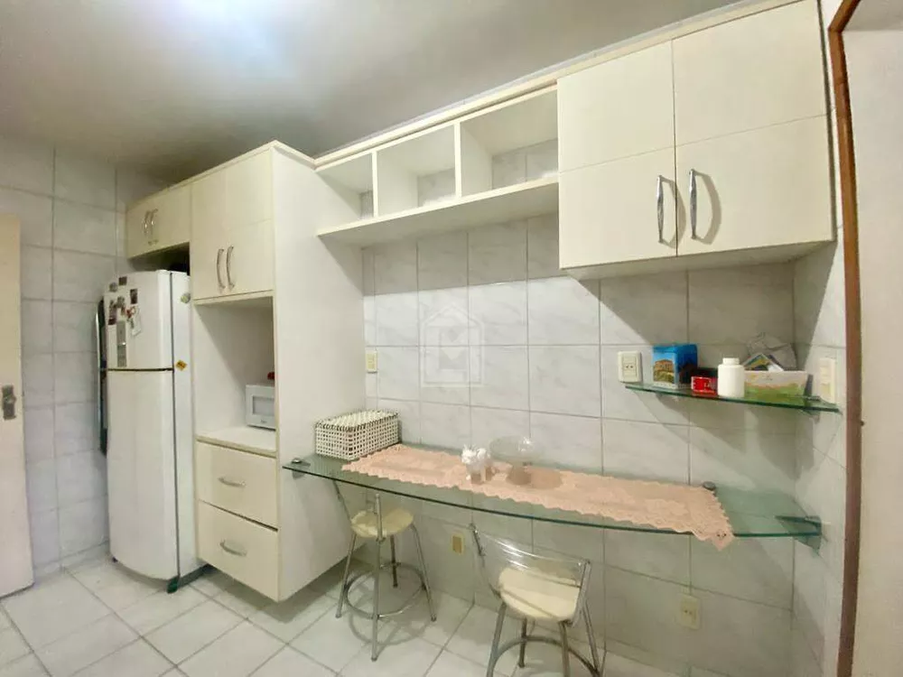 Apartamento à venda com 3 quartos, 115m² - Foto 7