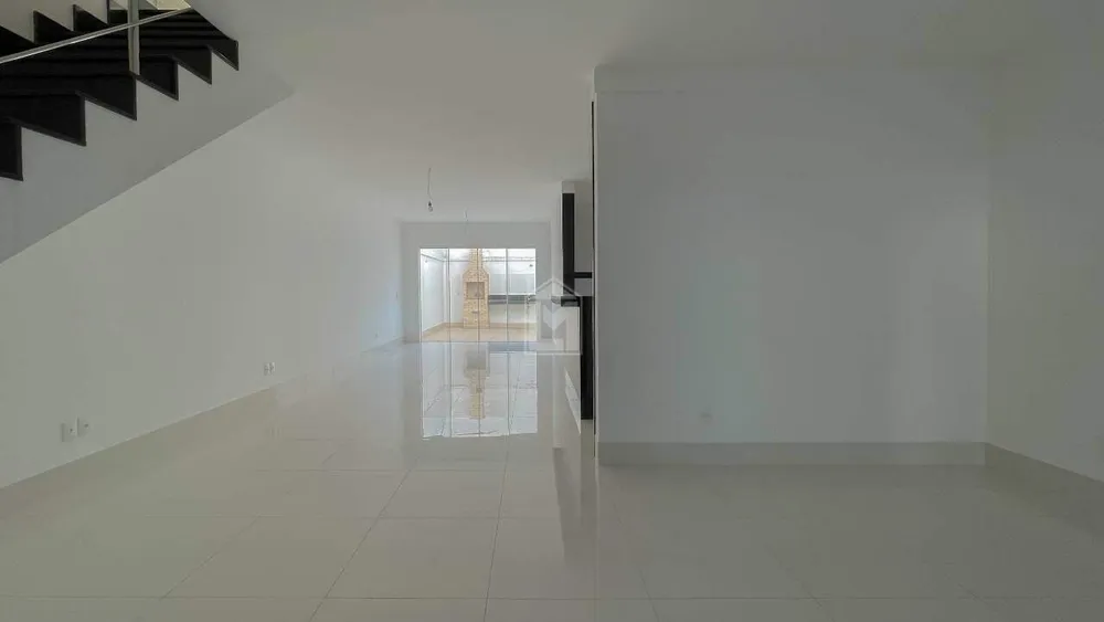 Casa, 4 quartos, 200 m² - Foto 2