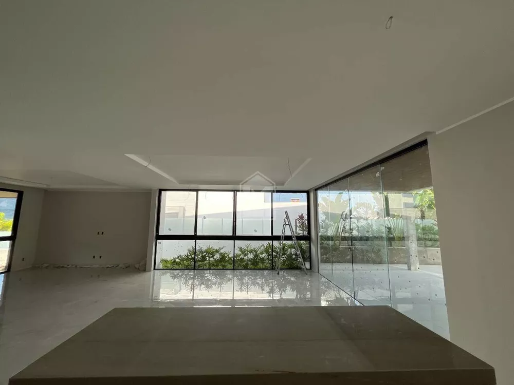 Casa de Condomínio à venda com 3 quartos, 300m² - Foto 12