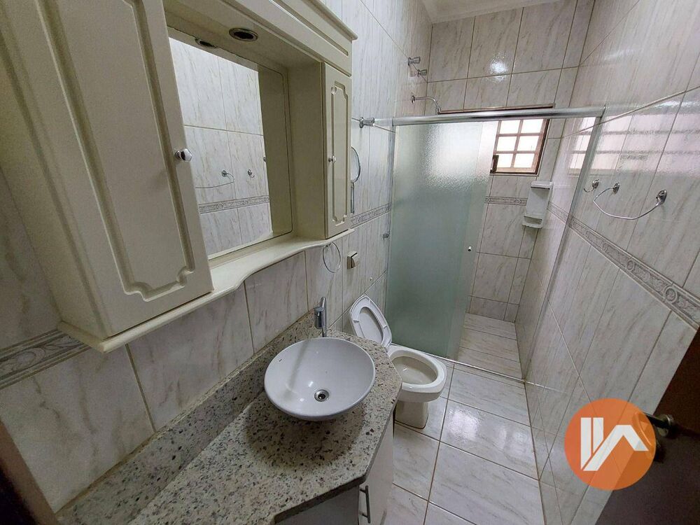 Casa, 3 quartos, 220 m² - Foto 29