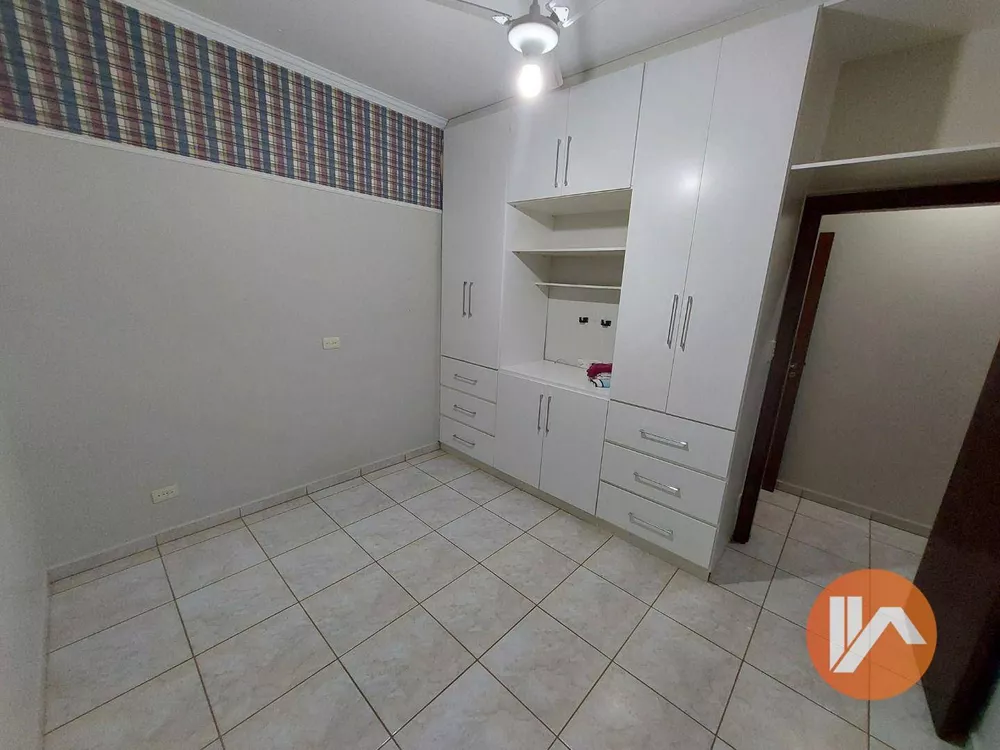 Casa, 3 quartos, 220 m² - Foto 23