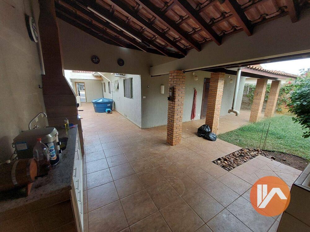 Casa, 3 quartos, 220 m² - Foto 31