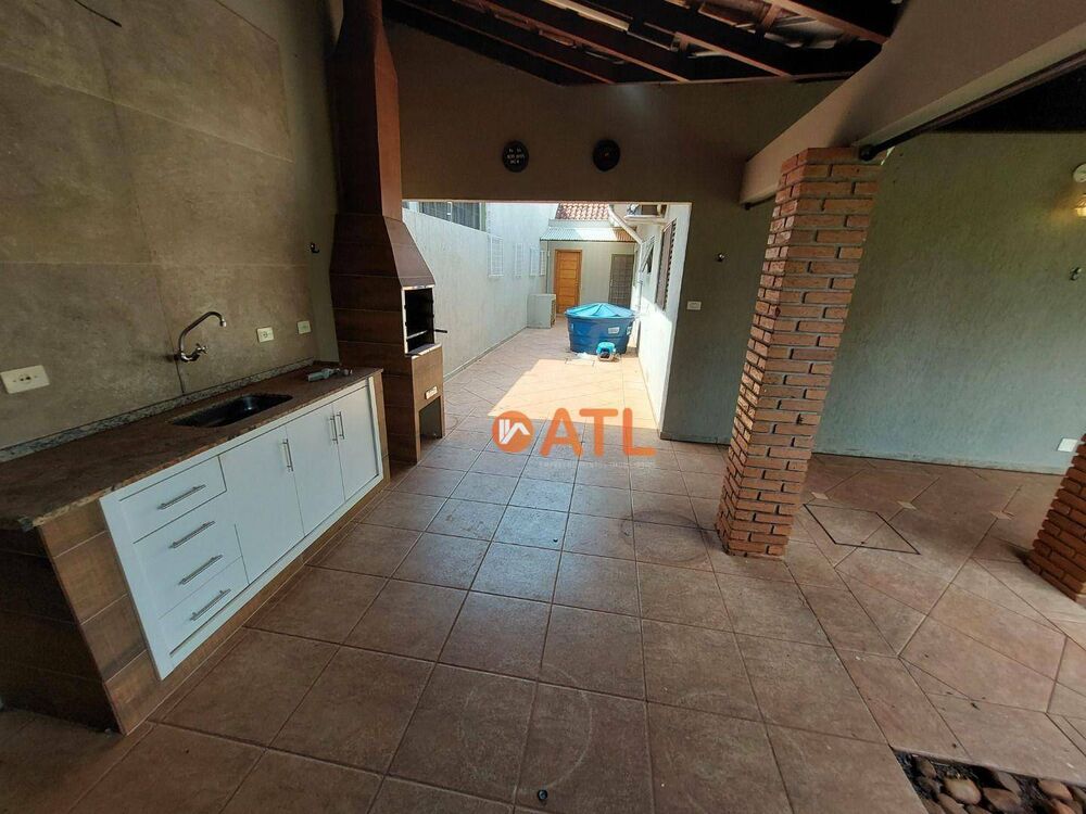 Casa, 3 quartos, 220 m² - Foto 30