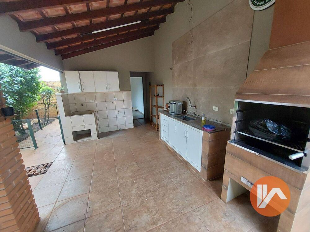 Casa, 3 quartos, 220 m² - Foto 38