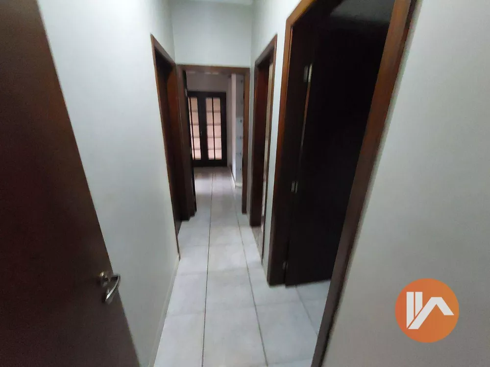Casa, 3 quartos, 220 m² - Foto 15