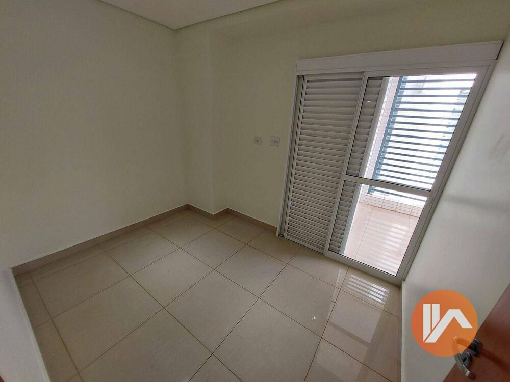 Apartamento à venda com 3 quartos, 127m² - Foto 4