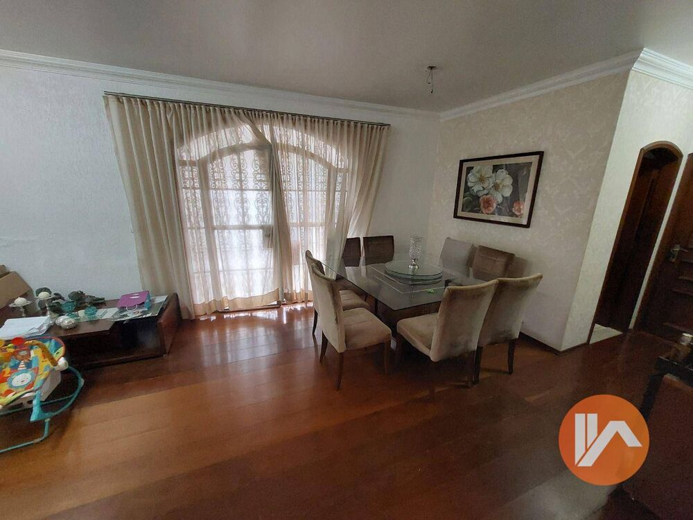 Casa, 3 quartos, 320 m² - Foto 13