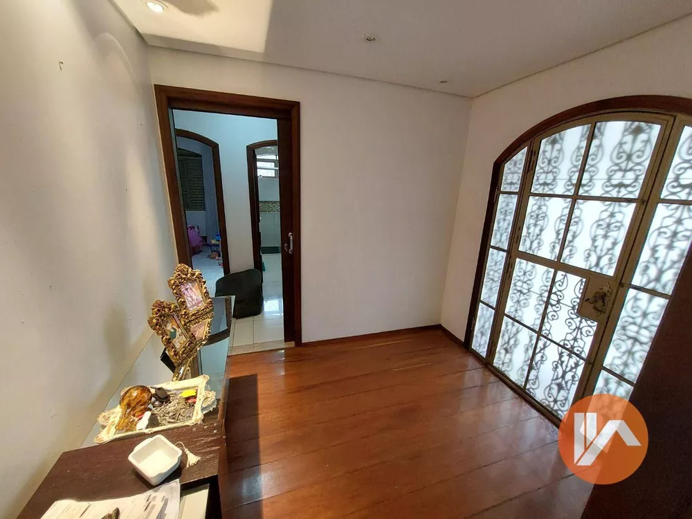 Casa, 3 quartos, 320 m² - Foto 3
