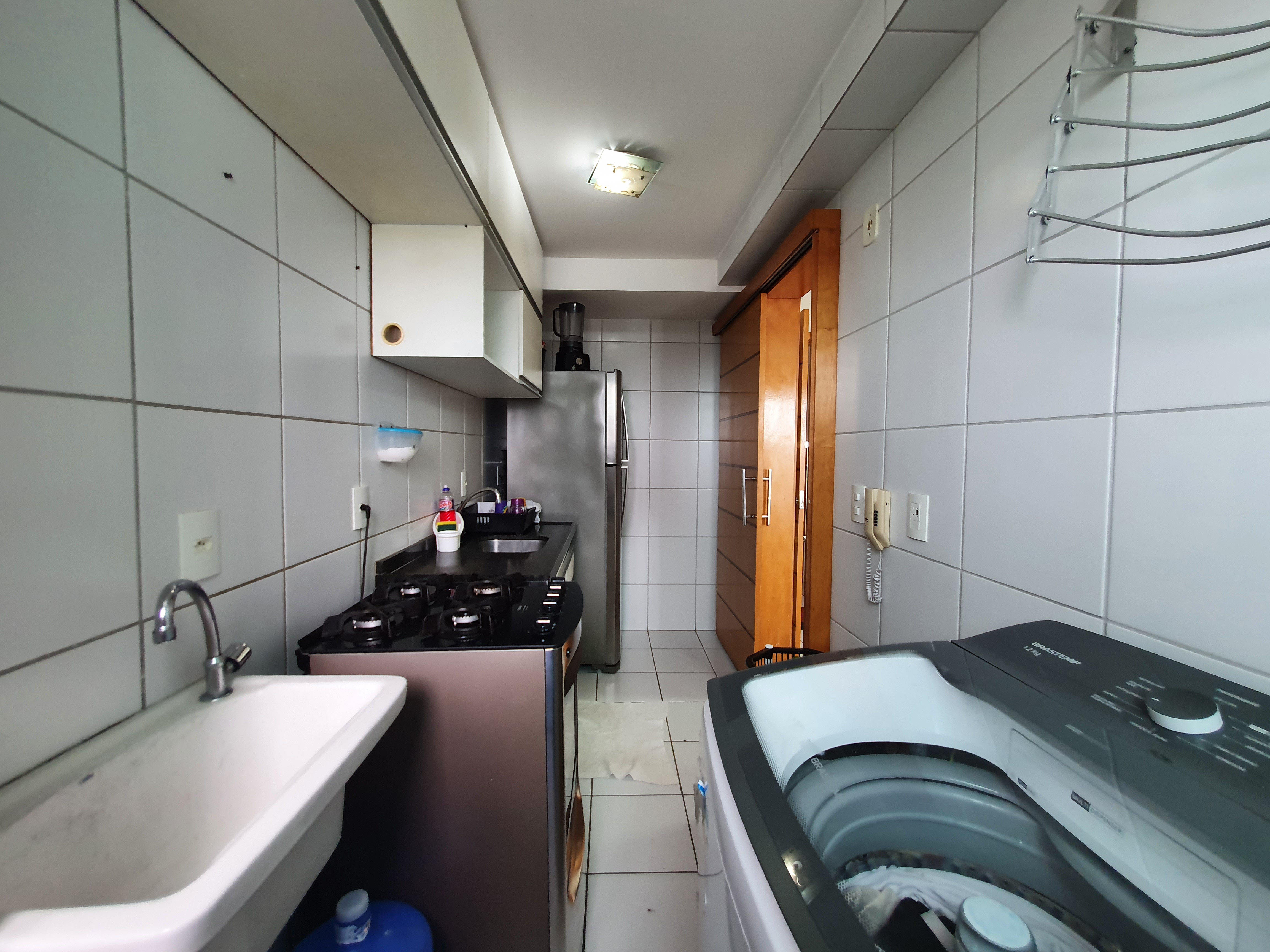 Apartamento à venda com 3 quartos, 68m² - Foto 2