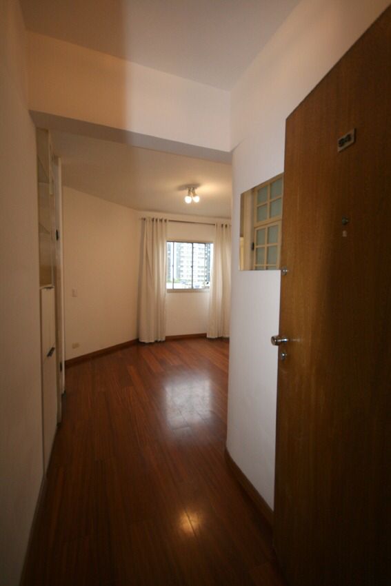 Apartamento para alugar com 1 quarto, 36m² - Foto 13