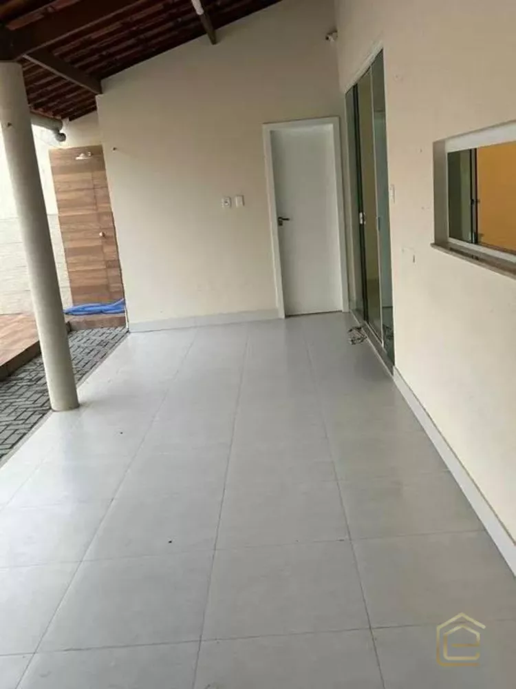 Casa à venda com 3 quartos, 200m² - Foto 7