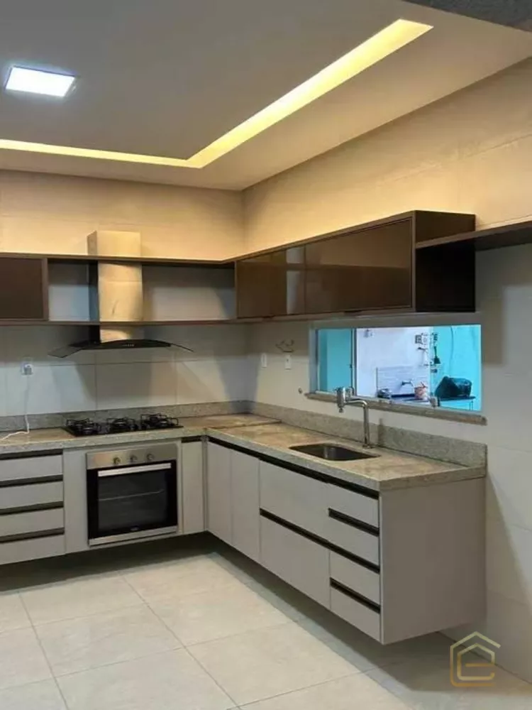 Casa à venda com 3 quartos, 200m² - Foto 6