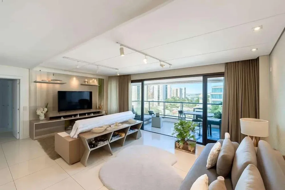Apartamento, 3 quartos, 170 m² - Foto 2
