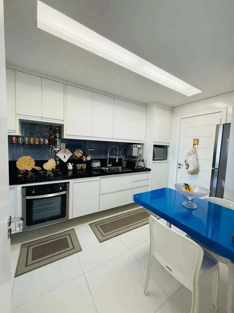 Apartamento, 3 quartos, 140 m² - Foto 11