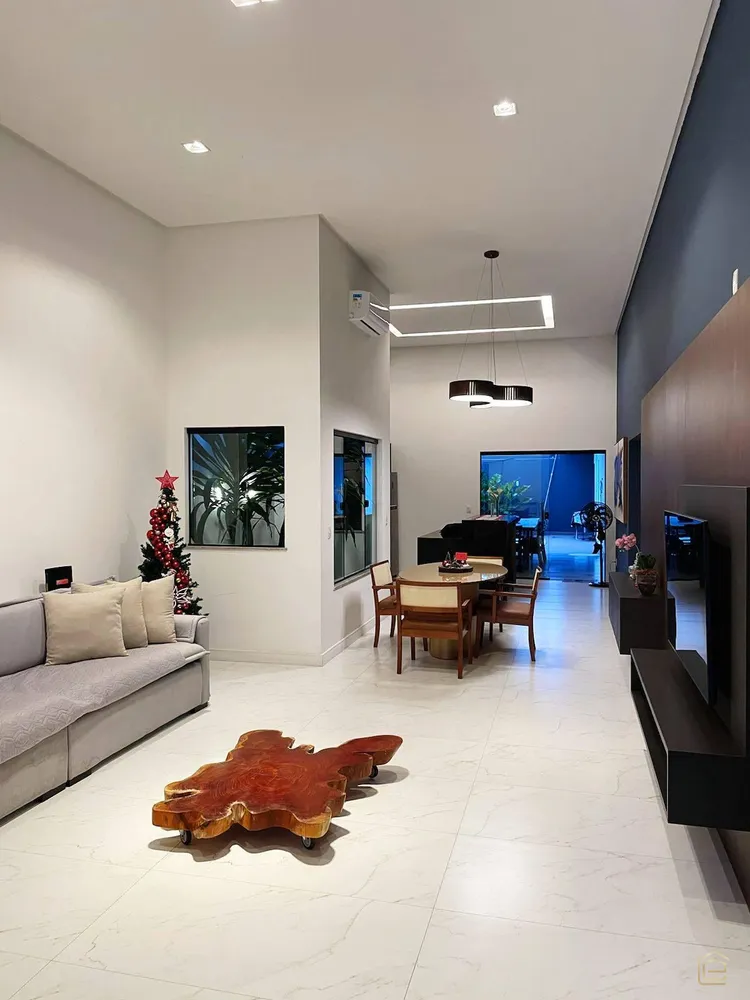 Casa, 3 quartos, 525 m² - Foto 2