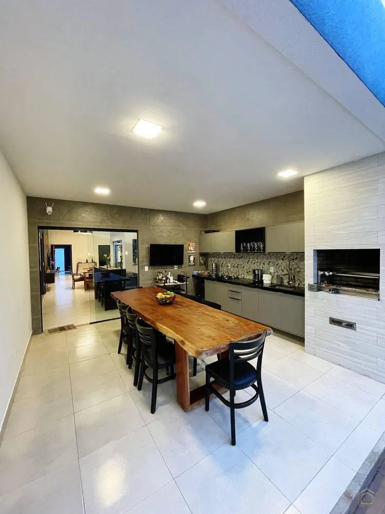 Casa, 3 quartos, 525 m² - Foto 3
