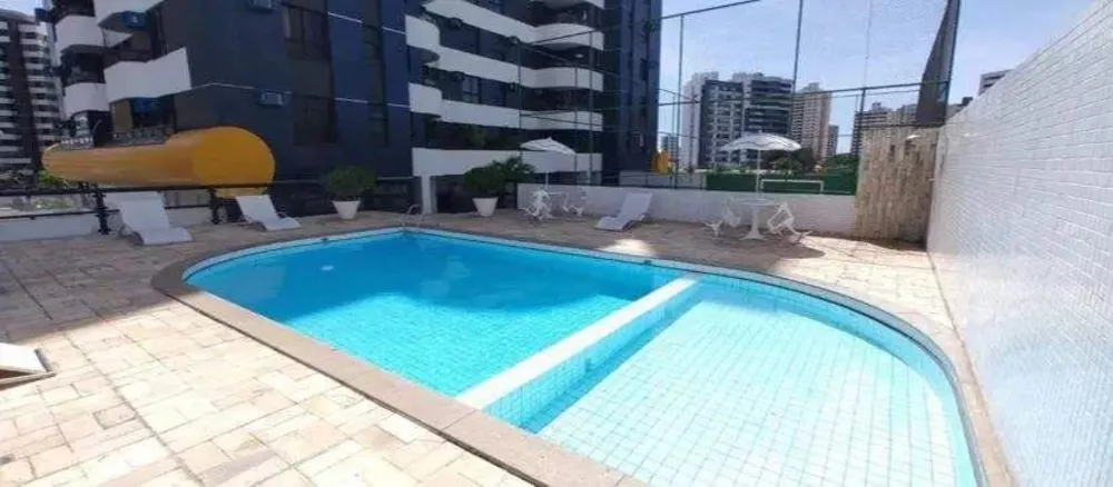 Apartamento à venda com 1 quarto, 50m² - Foto 2