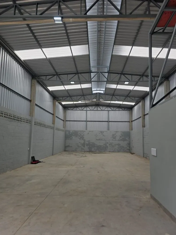 Depósito-Galpão, 240 m² - Foto 3