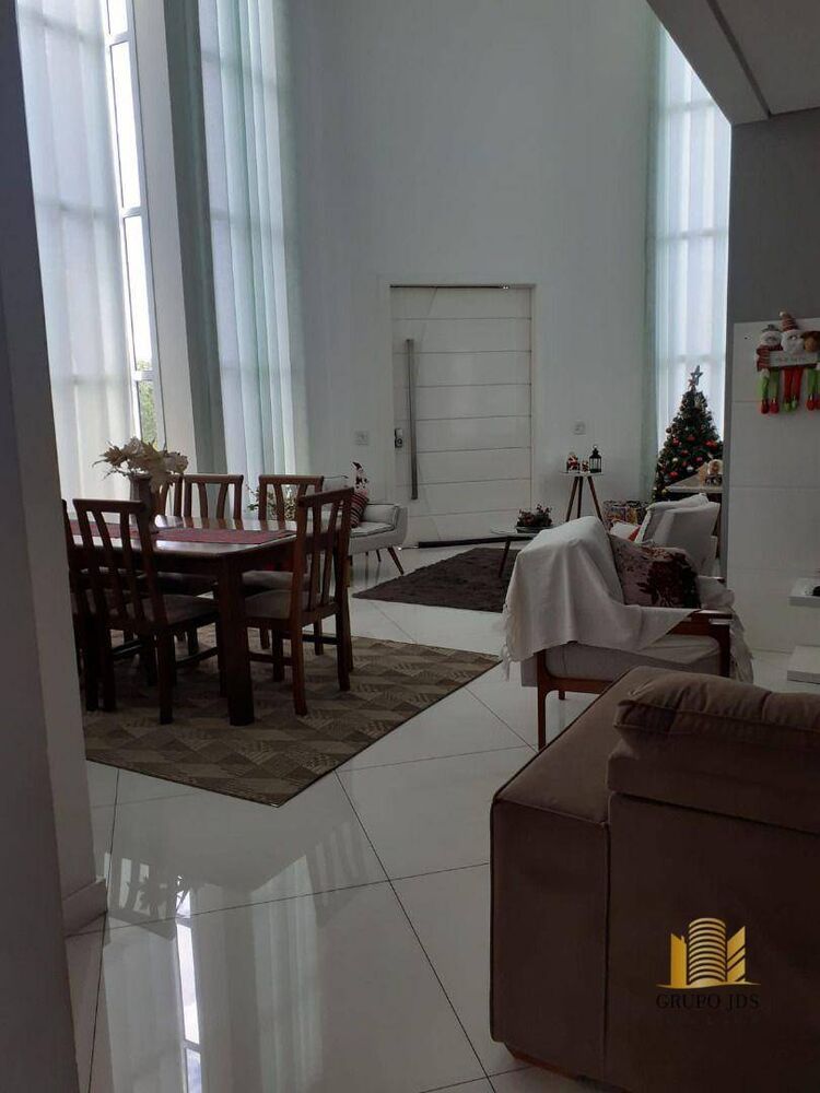 Casa, 3 quartos, 250 m² - Foto 4