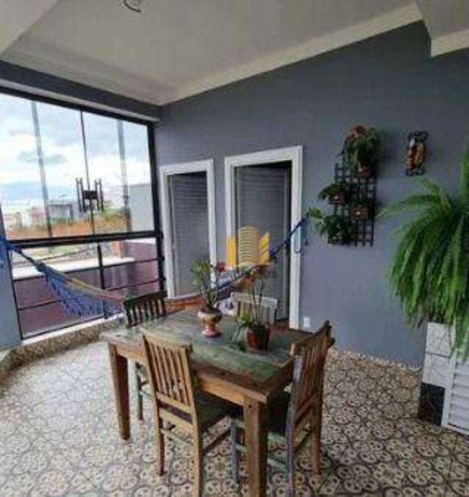 Casa, 3 quartos, 311 m² - Foto 4